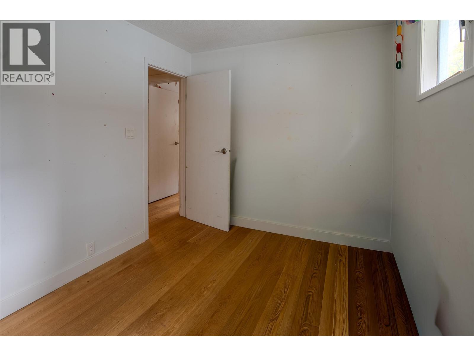 1424 Falls Street Property Photo 28