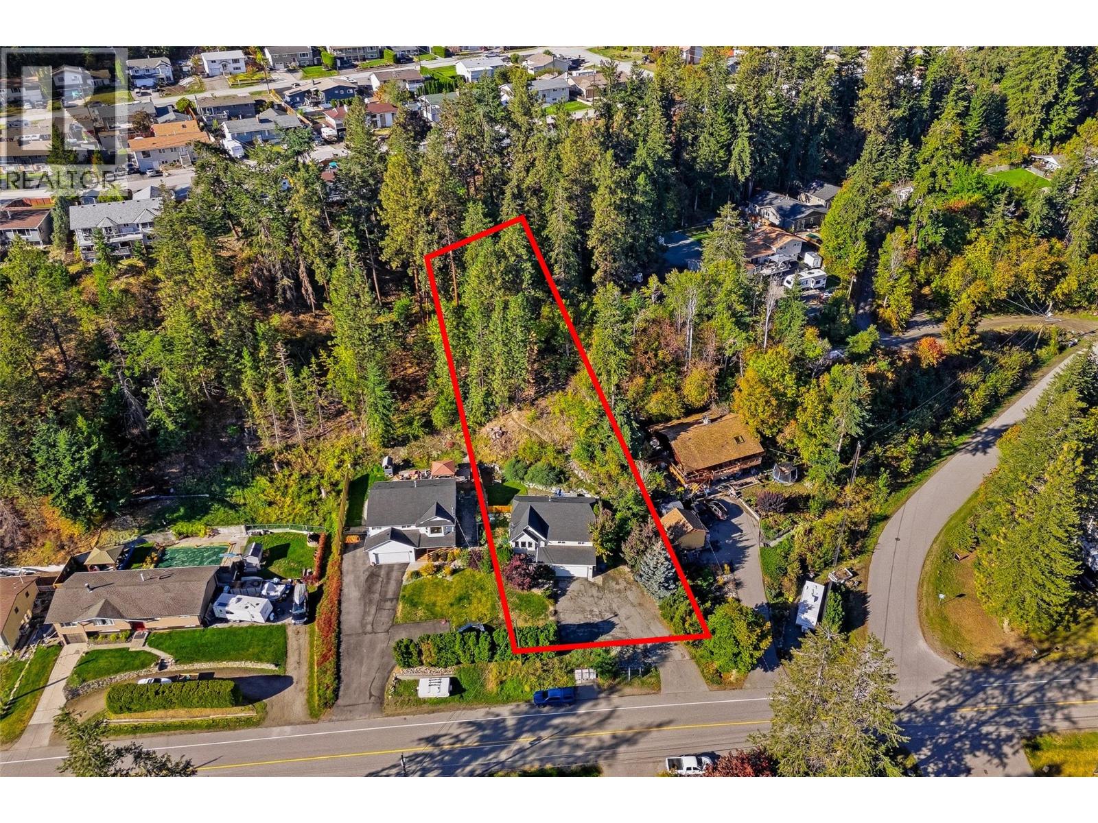 3220 Mciver Road Property Photo 2