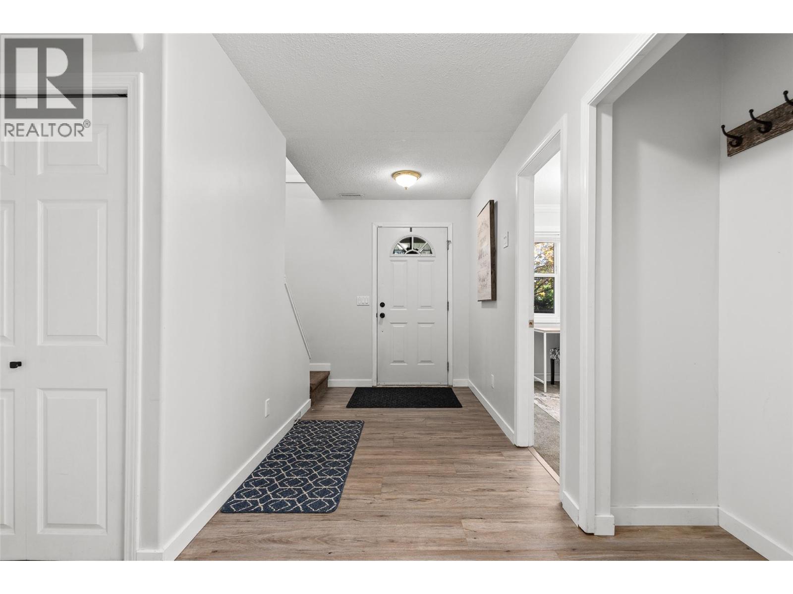 3220 Mciver Road Property Photo 11