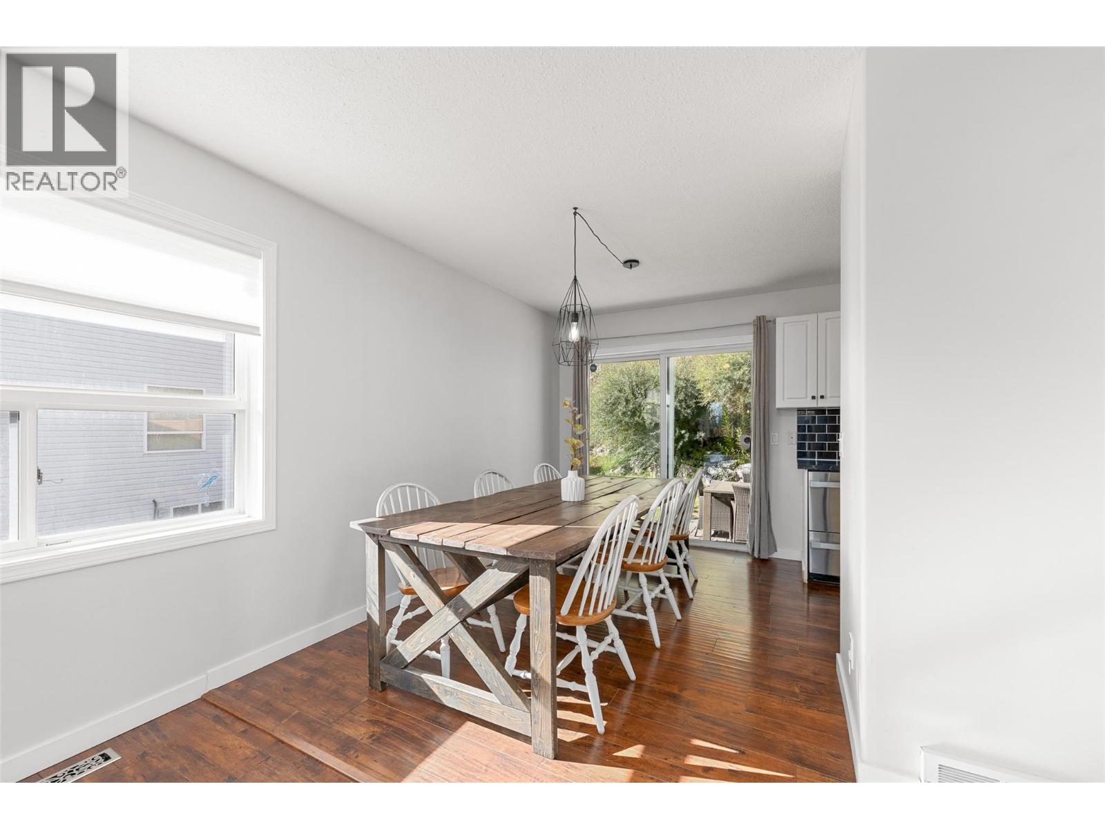 3220 Mciver Road Property Photo 17