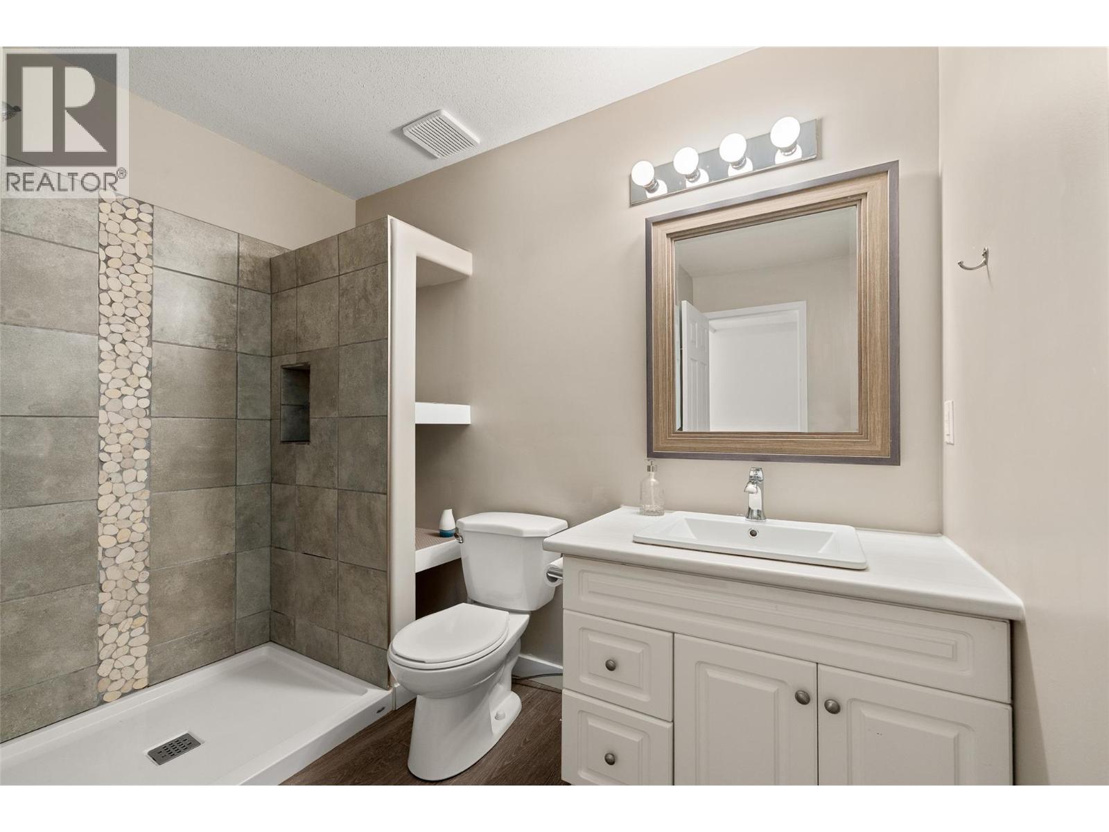 3220 Mciver Road Property Photo 31