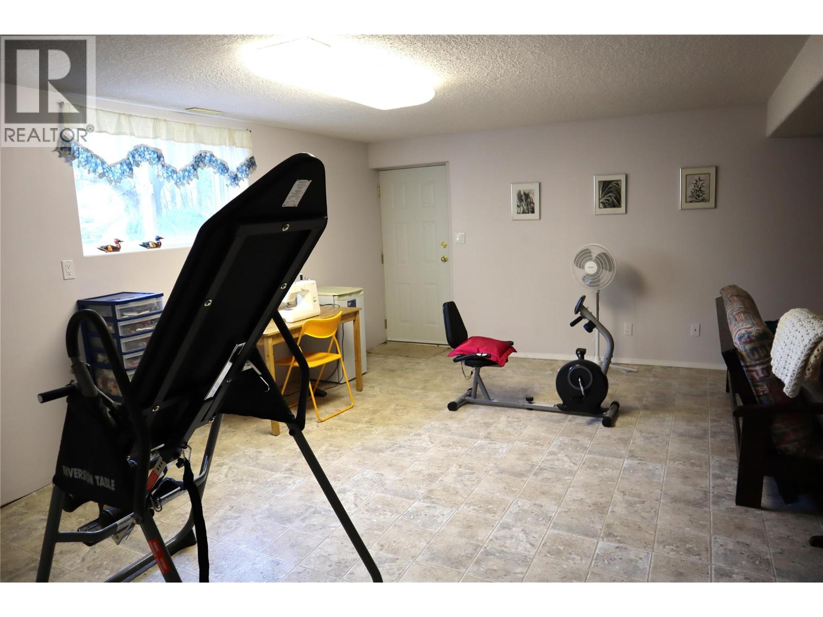 1233 Hook Drive Property Photo 16