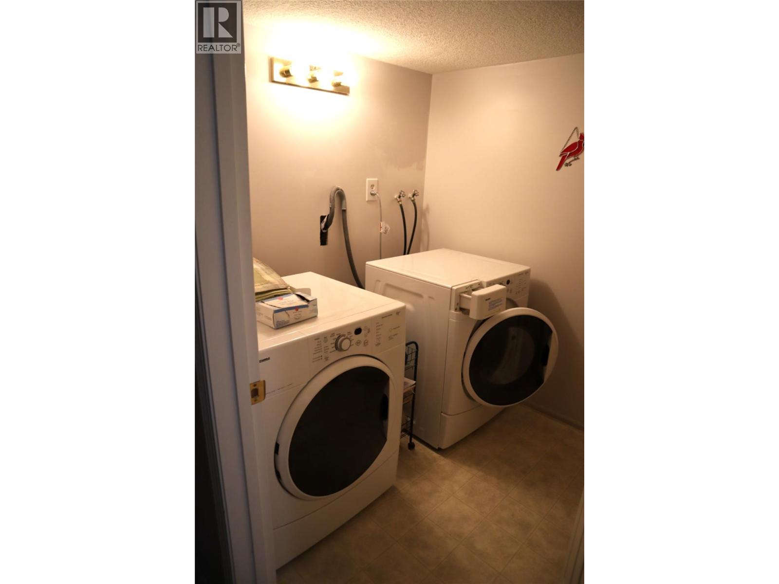 1233 Hook Drive Property Photo 24