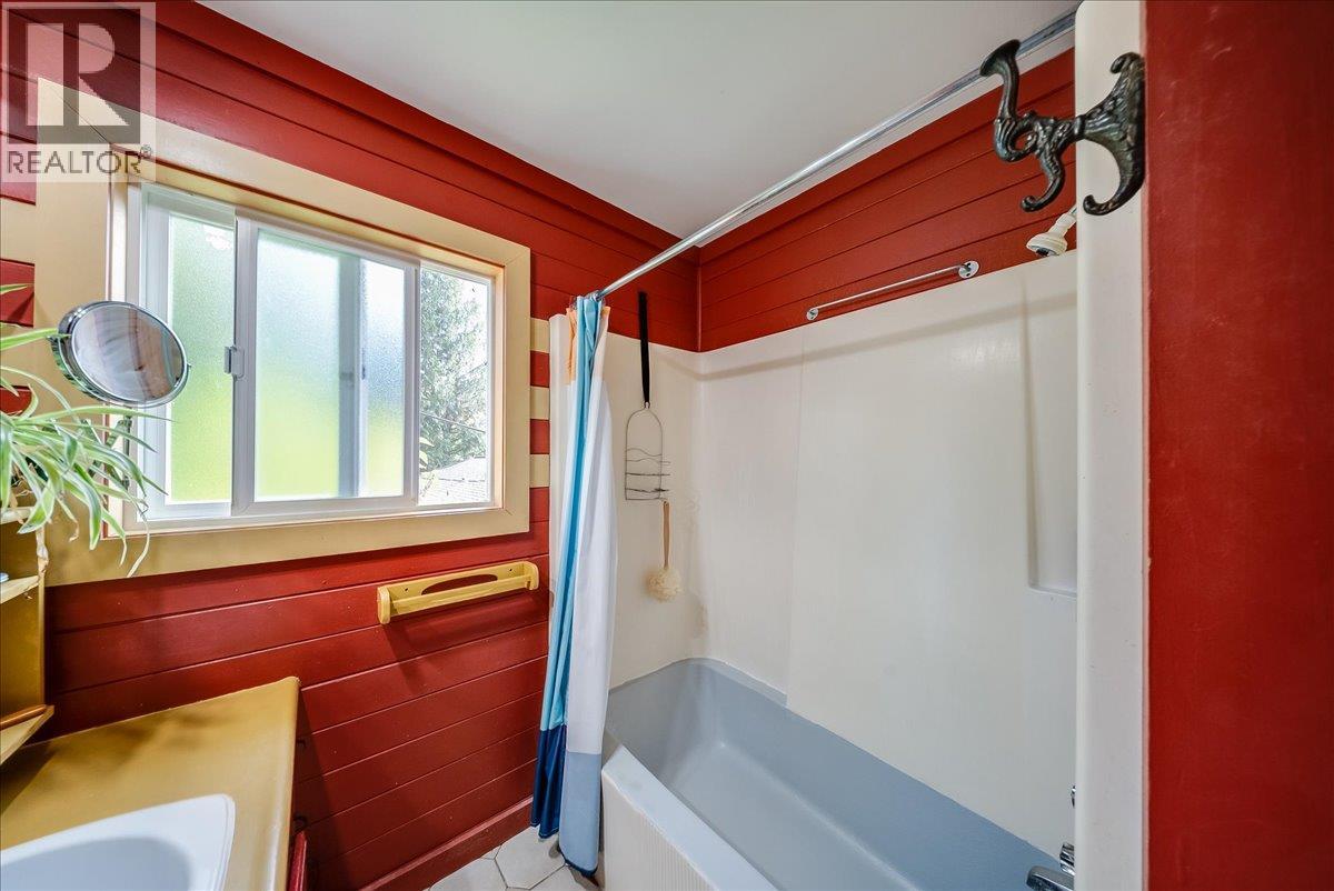 2510 Cooke Avenue Property Photo 31