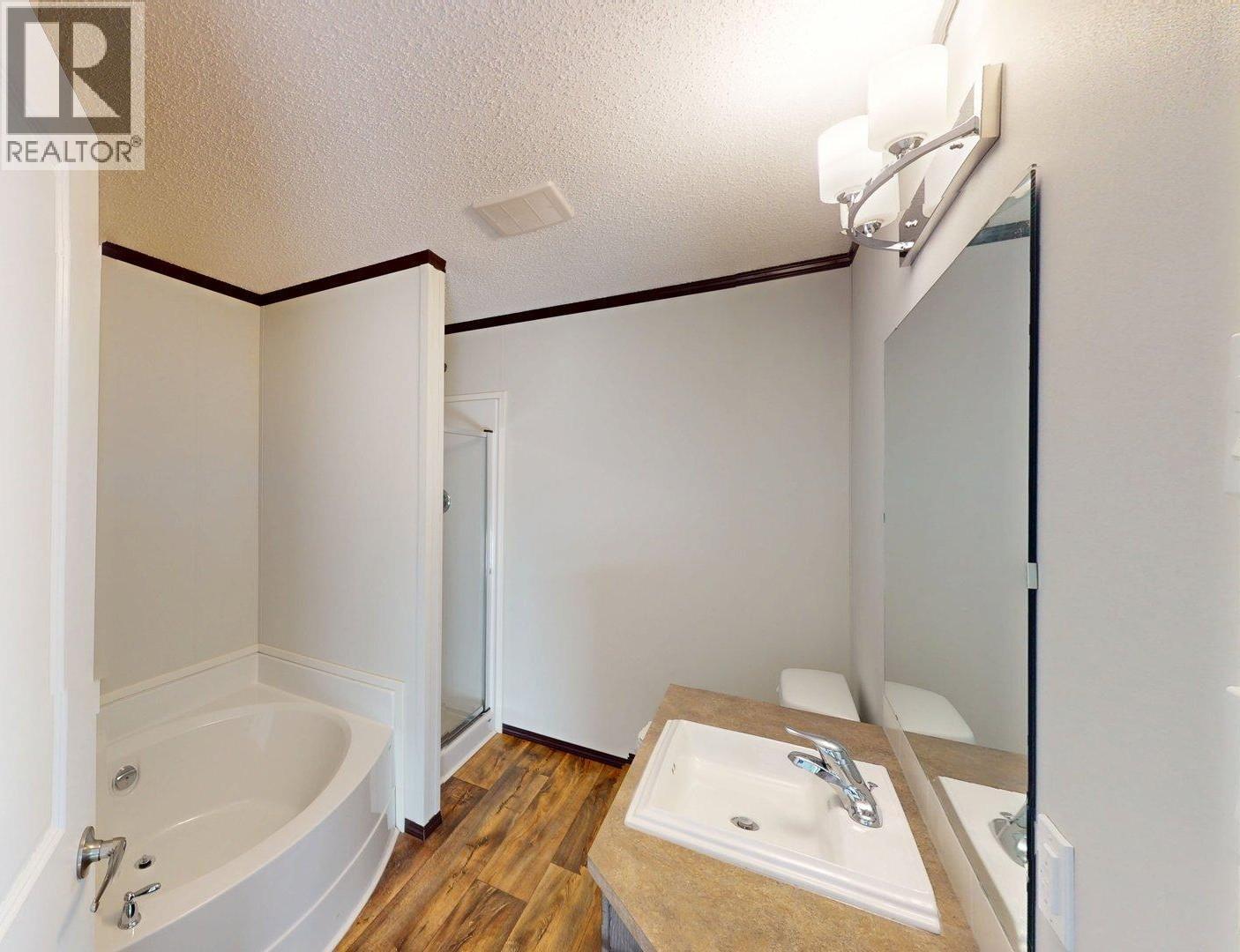 23 Deerborne Drive Property Photo 15
