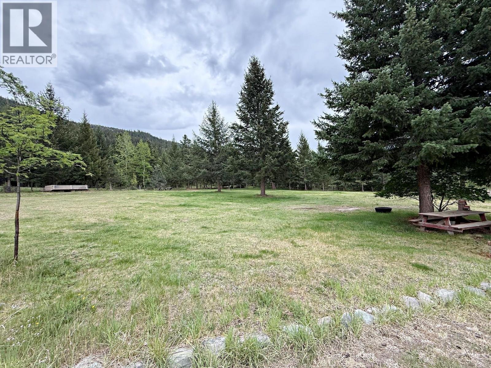 5420 Heffley Louis Creek Road Property Photo 28