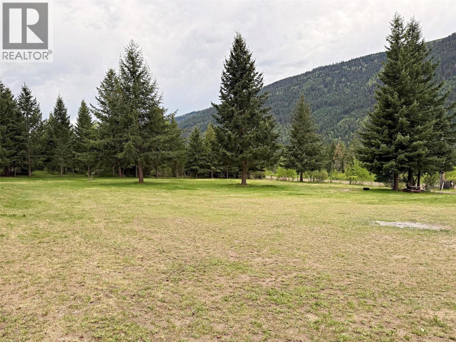 5420 Heffley Louis Creek Road Property Photo 29