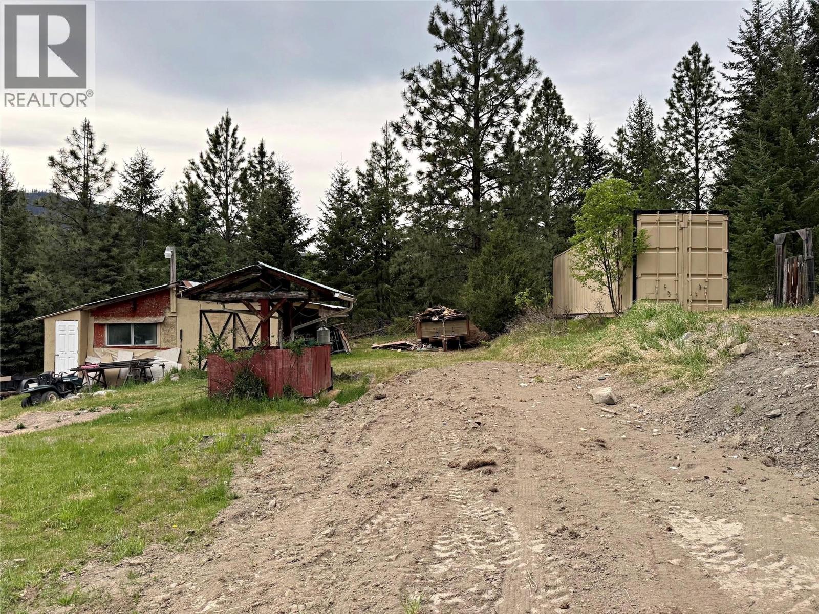 5420 Heffley Louis Creek Road Property Photo 33