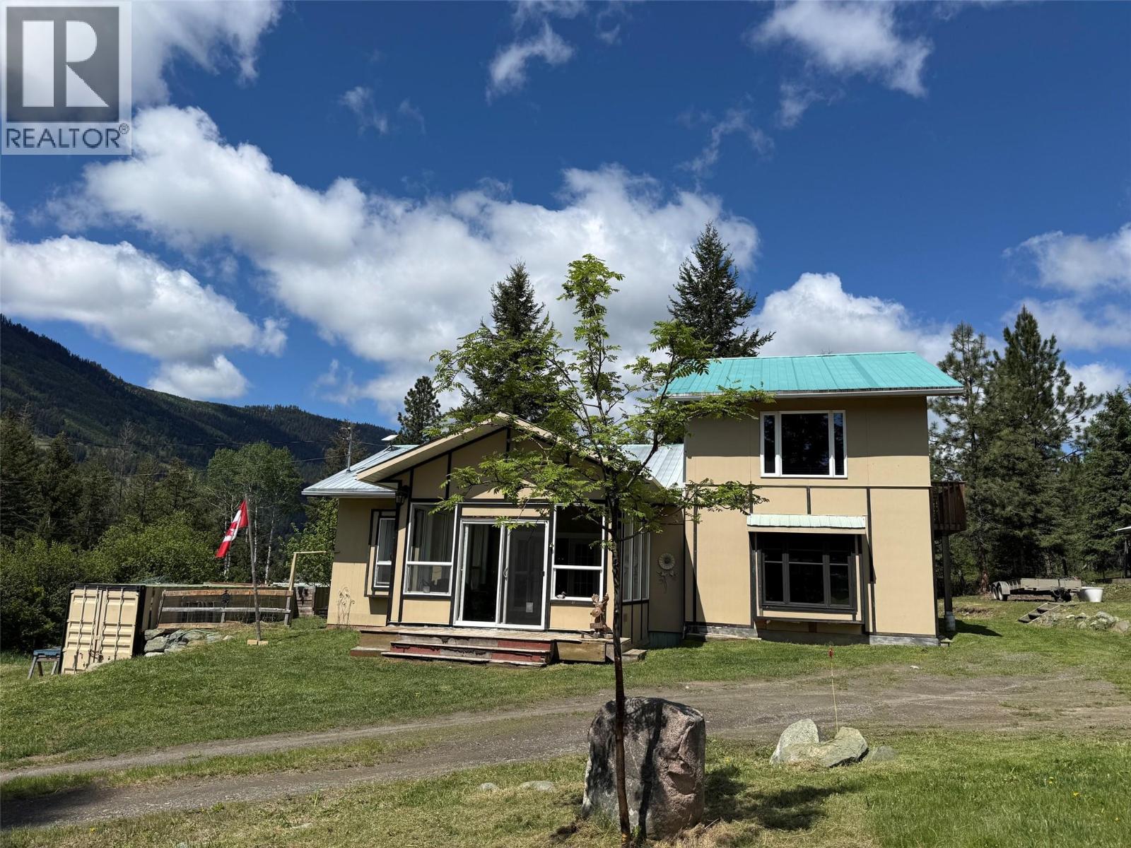 5420 Heffley Louis Creek Road Property Photo 36