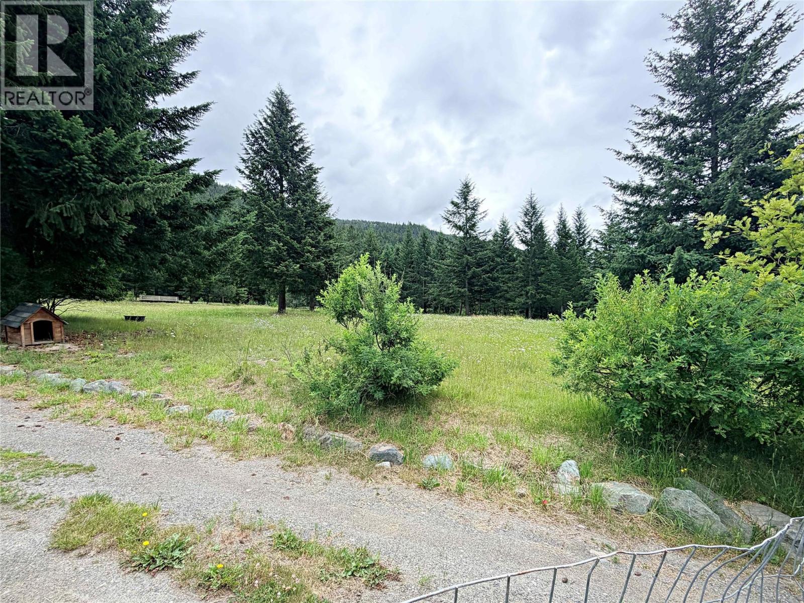 5420 Heffley Louis Creek Road Property Photo 39