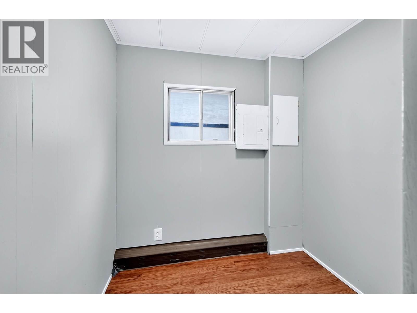 1299 Pinegrove Road Property Photo 20