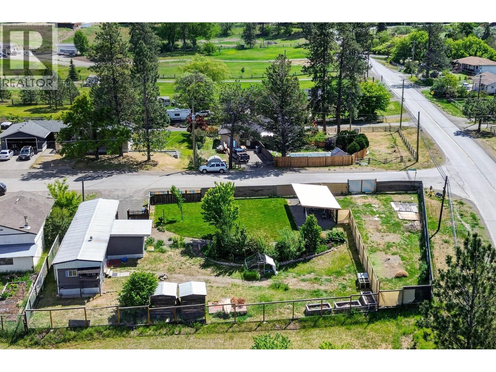 1299 Pinegrove Road Property Photo 32