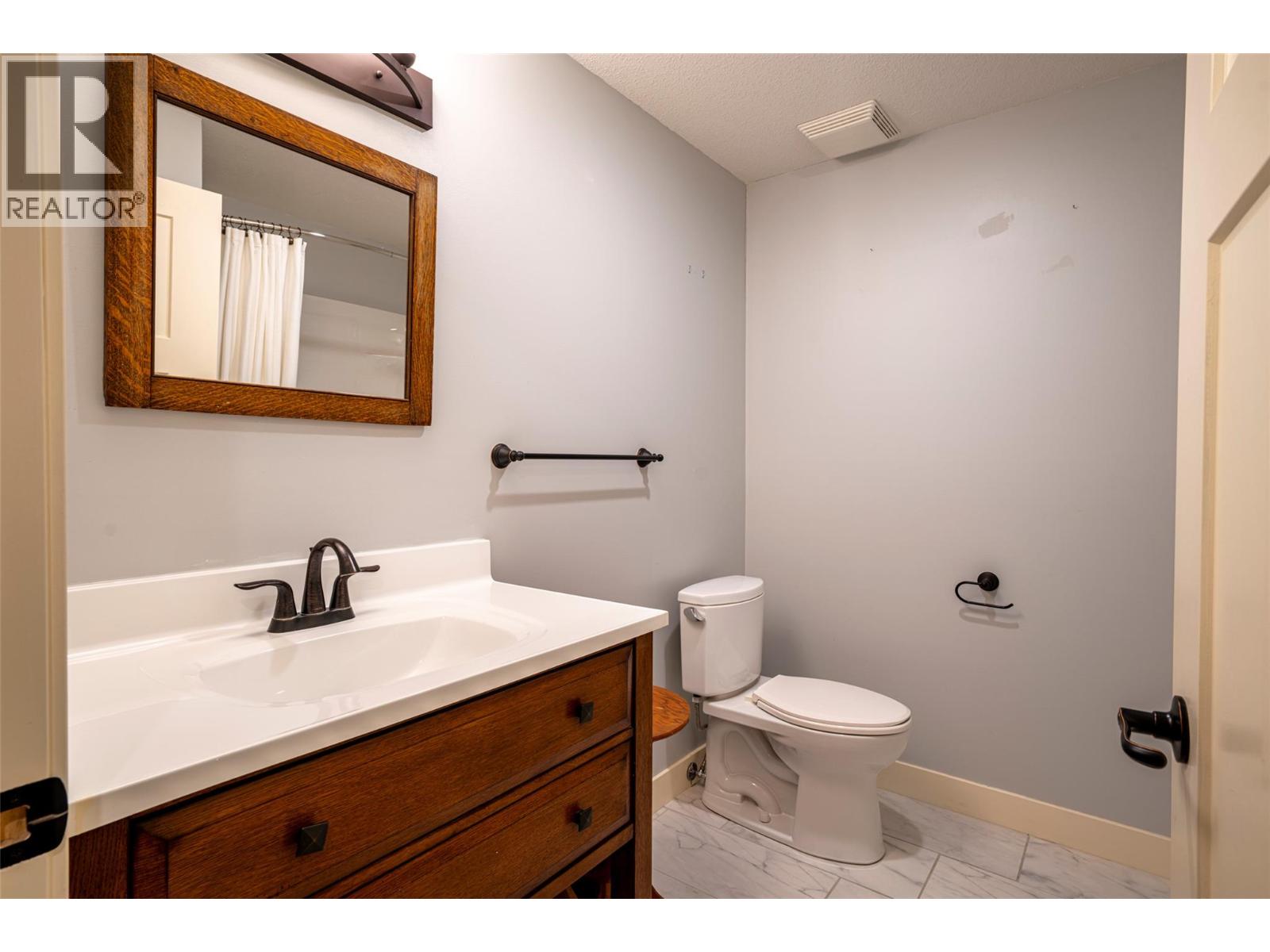 2444 York Avenue Unit# 32 Property Photo 46