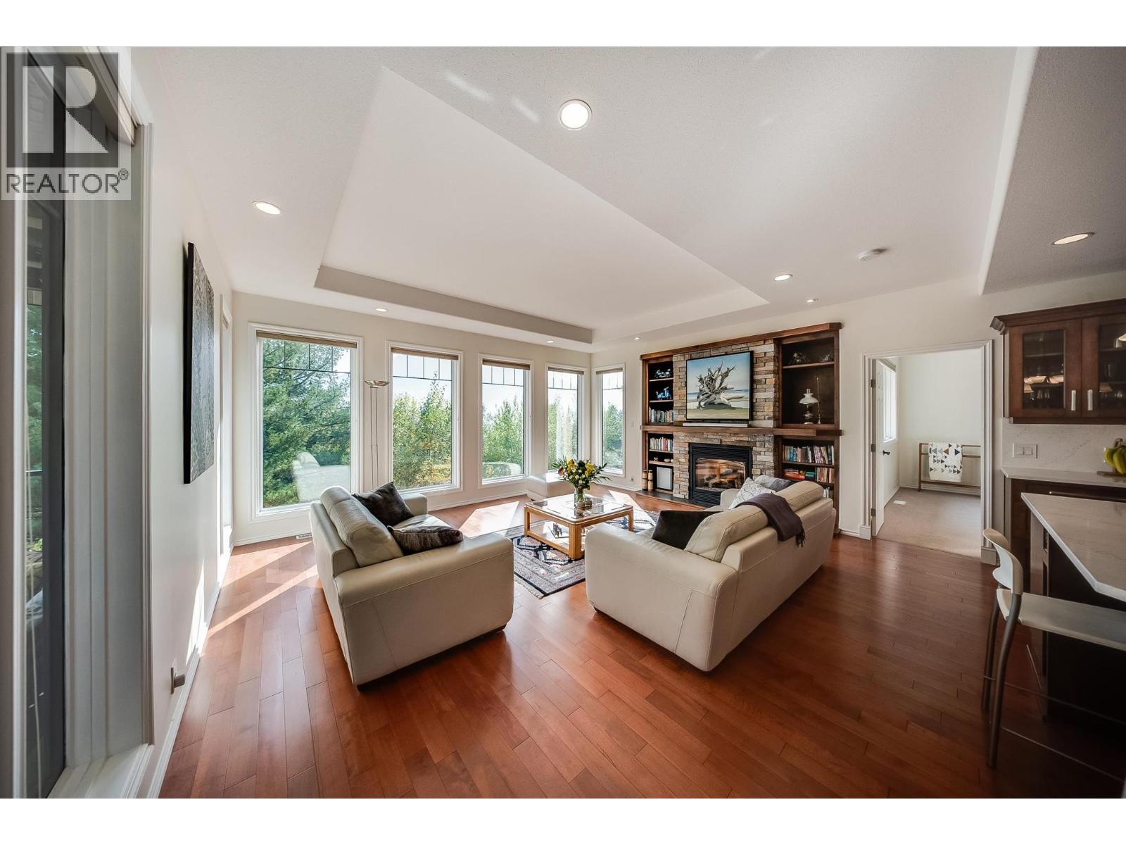 464 Whitman Way Property Photo 15