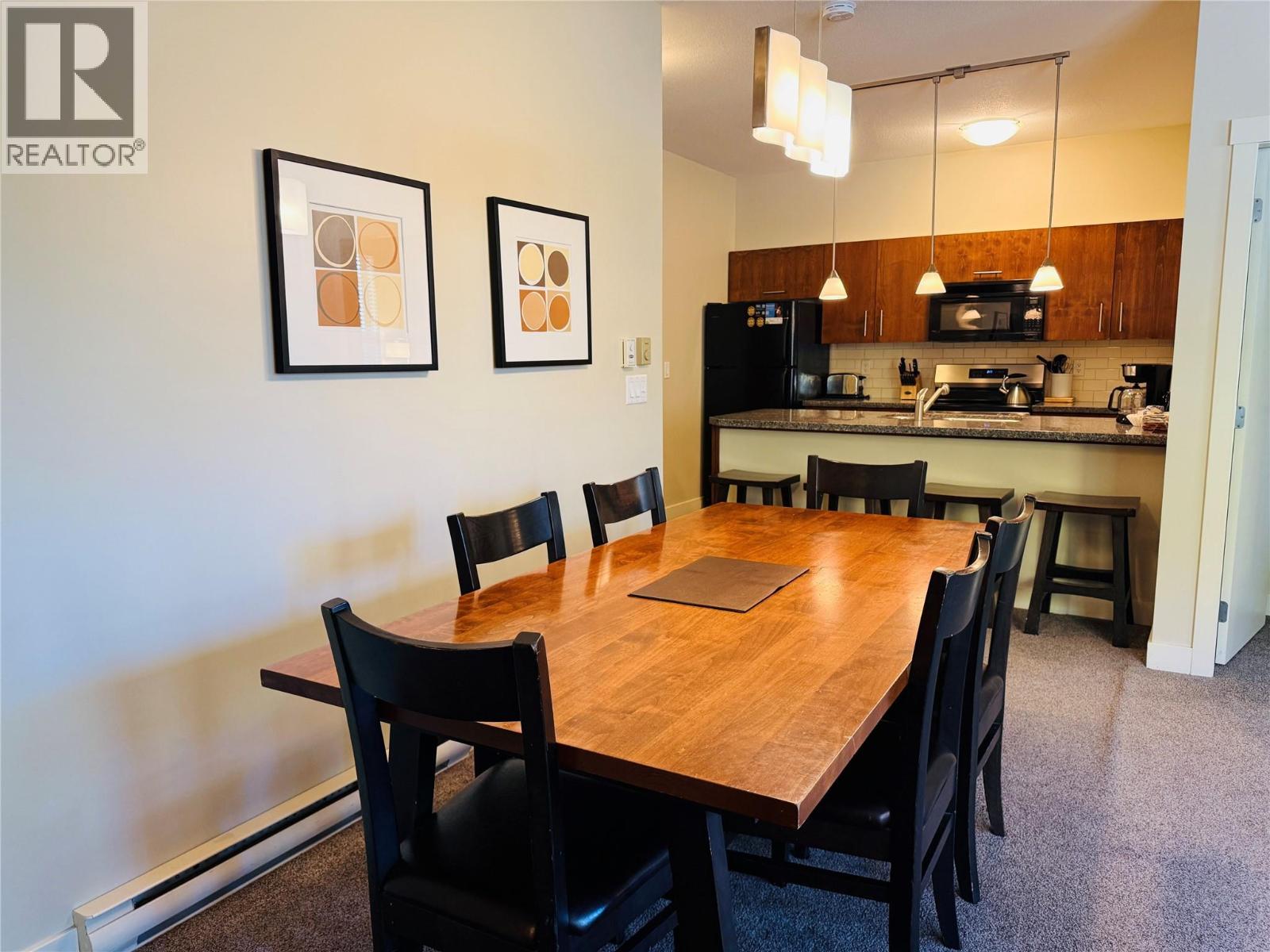 2049 Summit Drive Unit# 215 D Property Photo 6