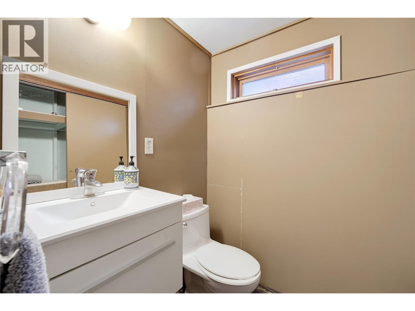 9020 Hummingbird Drive Property Photo 30