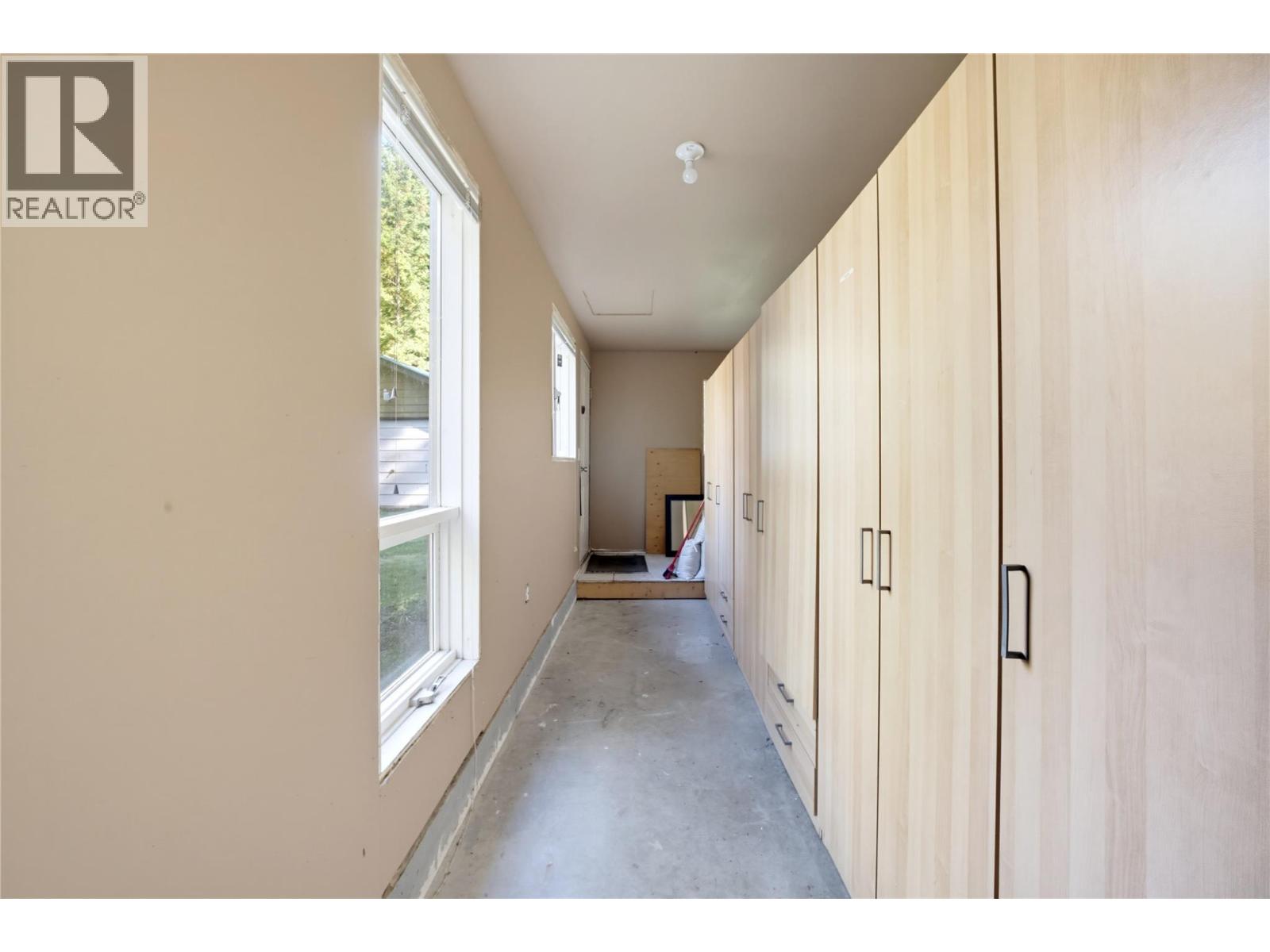 9020 Hummingbird Drive Property Photo 34