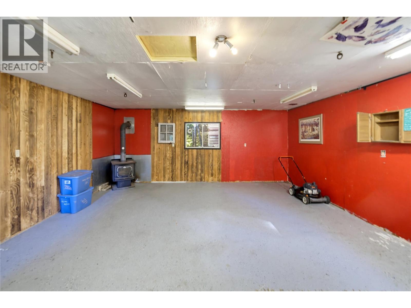 9020 Hummingbird Drive Property Photo 36