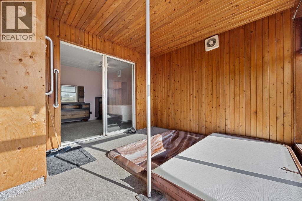 1823 Francis Street Property Photo 32