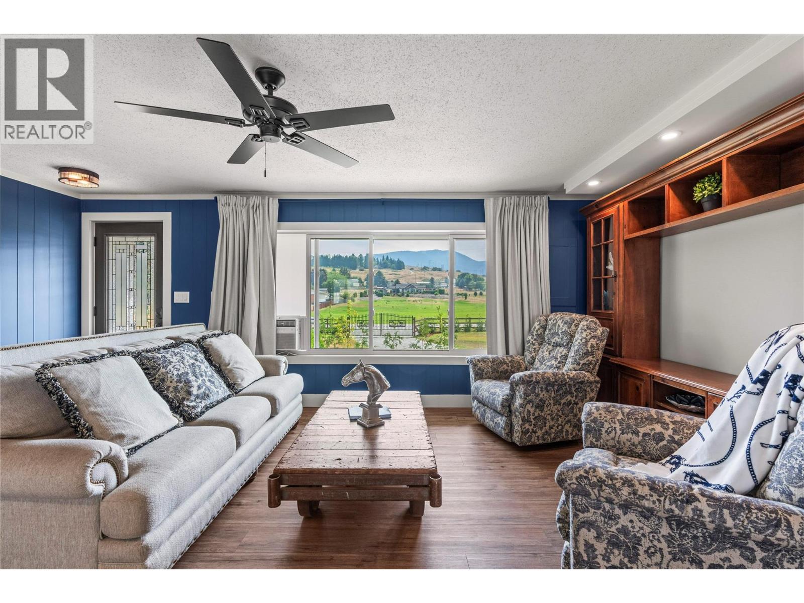 6550 Herry Road Property Photo 10