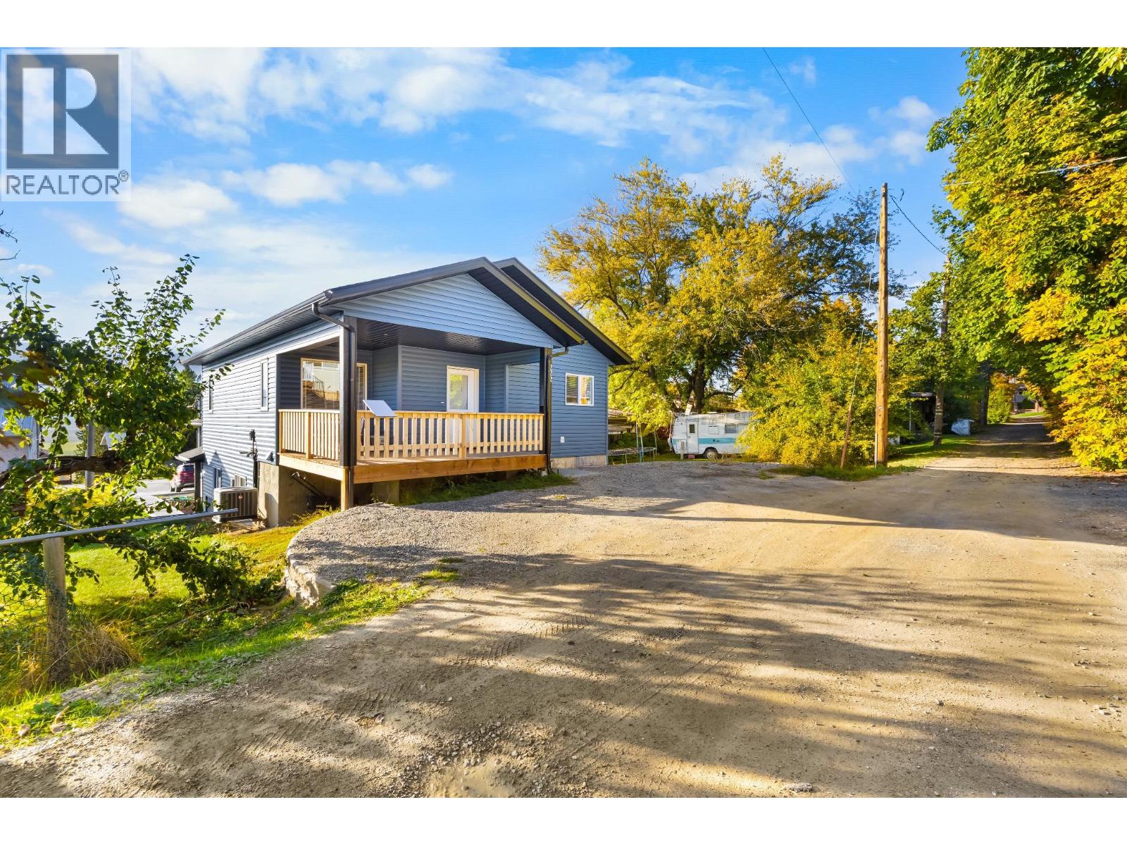 220 6th Avenue N Property Photo 27