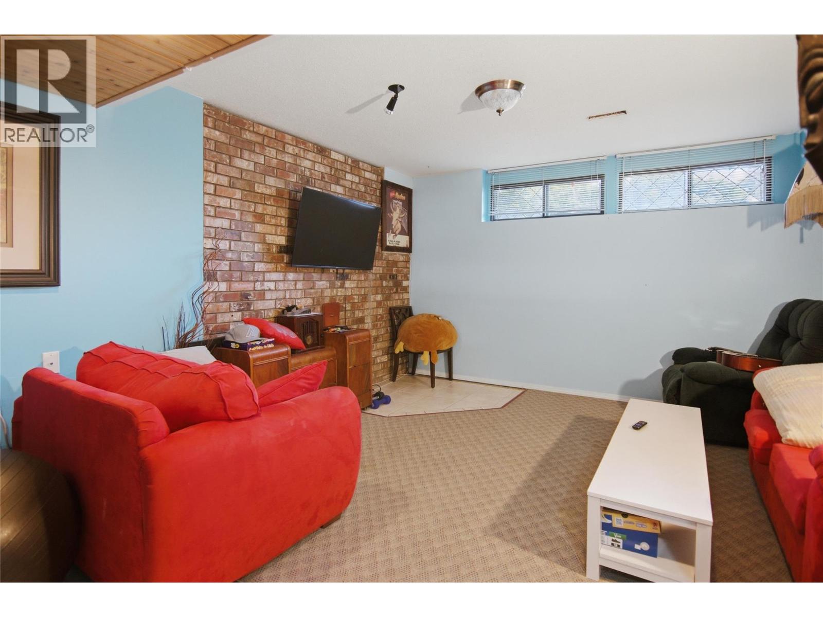 815 Kambia Crescent Property Photo 17