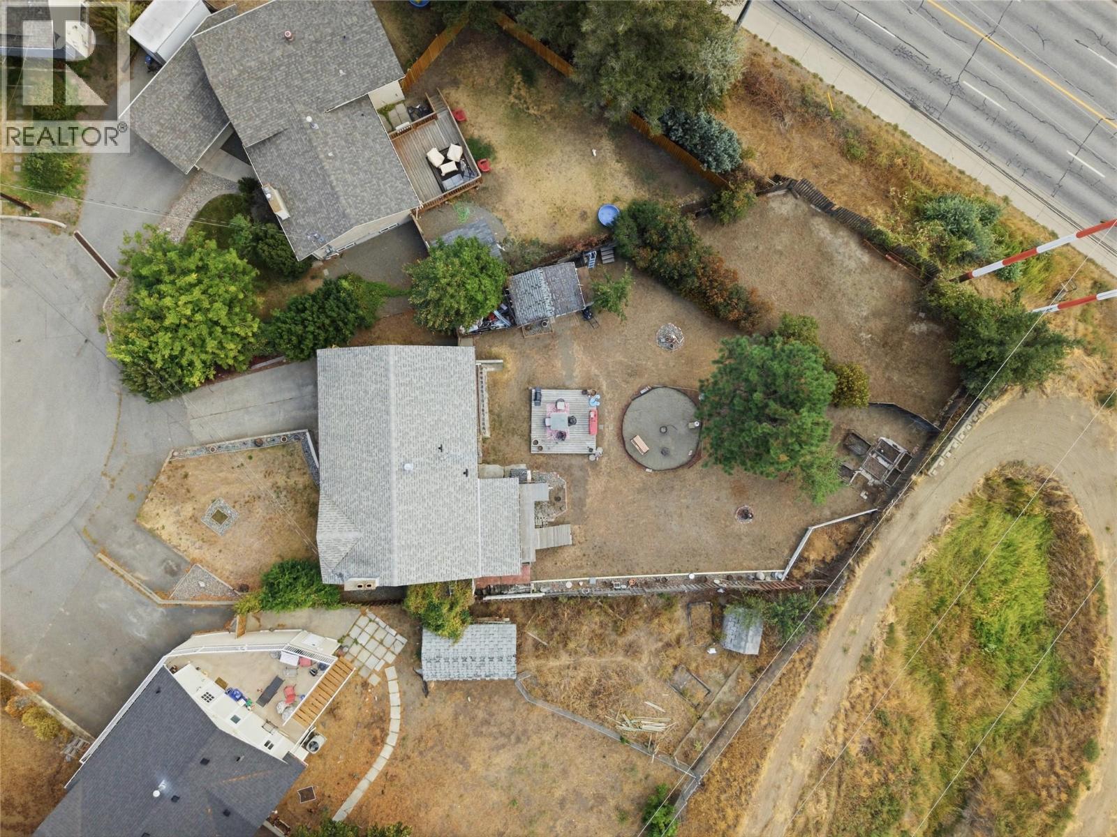 815 Kambia Crescent Property Photo 30