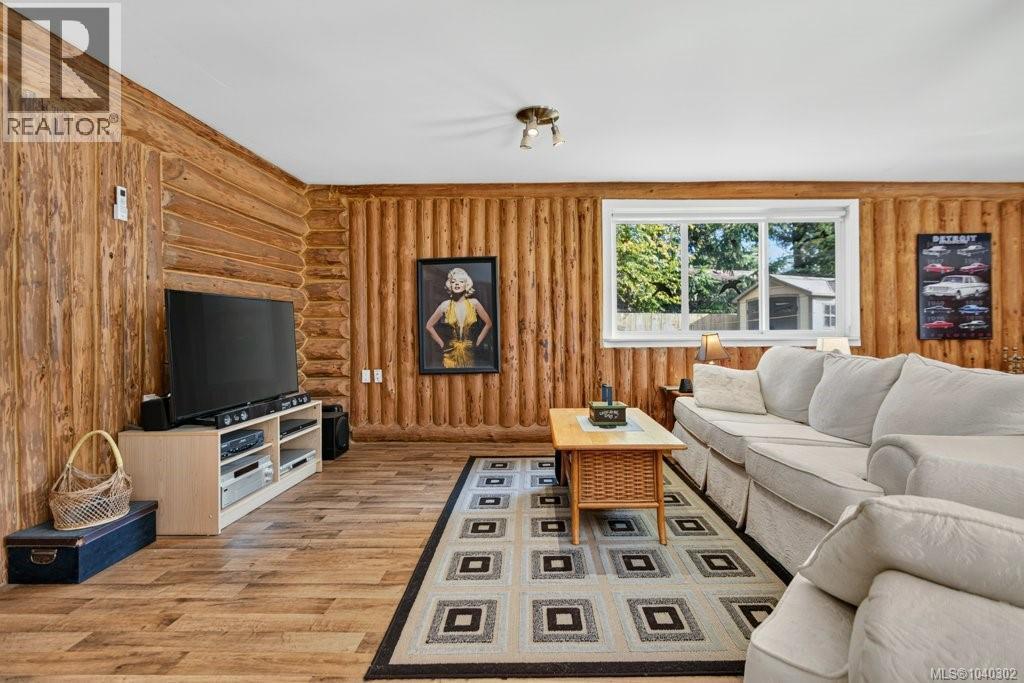 70 Islewood Dr Property Photo 10
