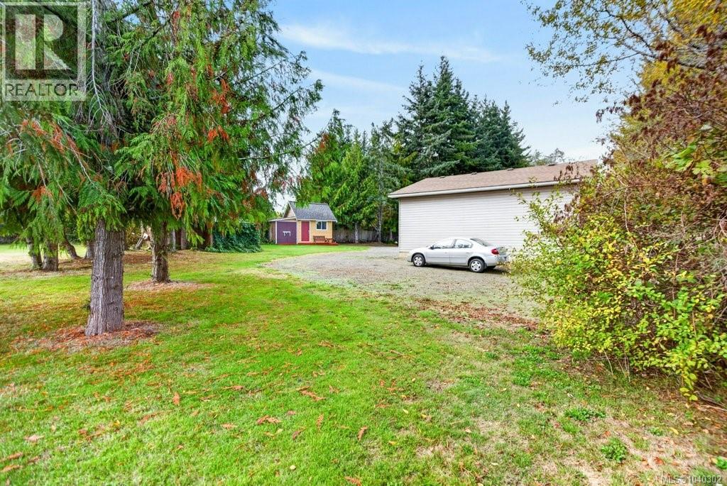 70 Islewood Dr Property Photo 44