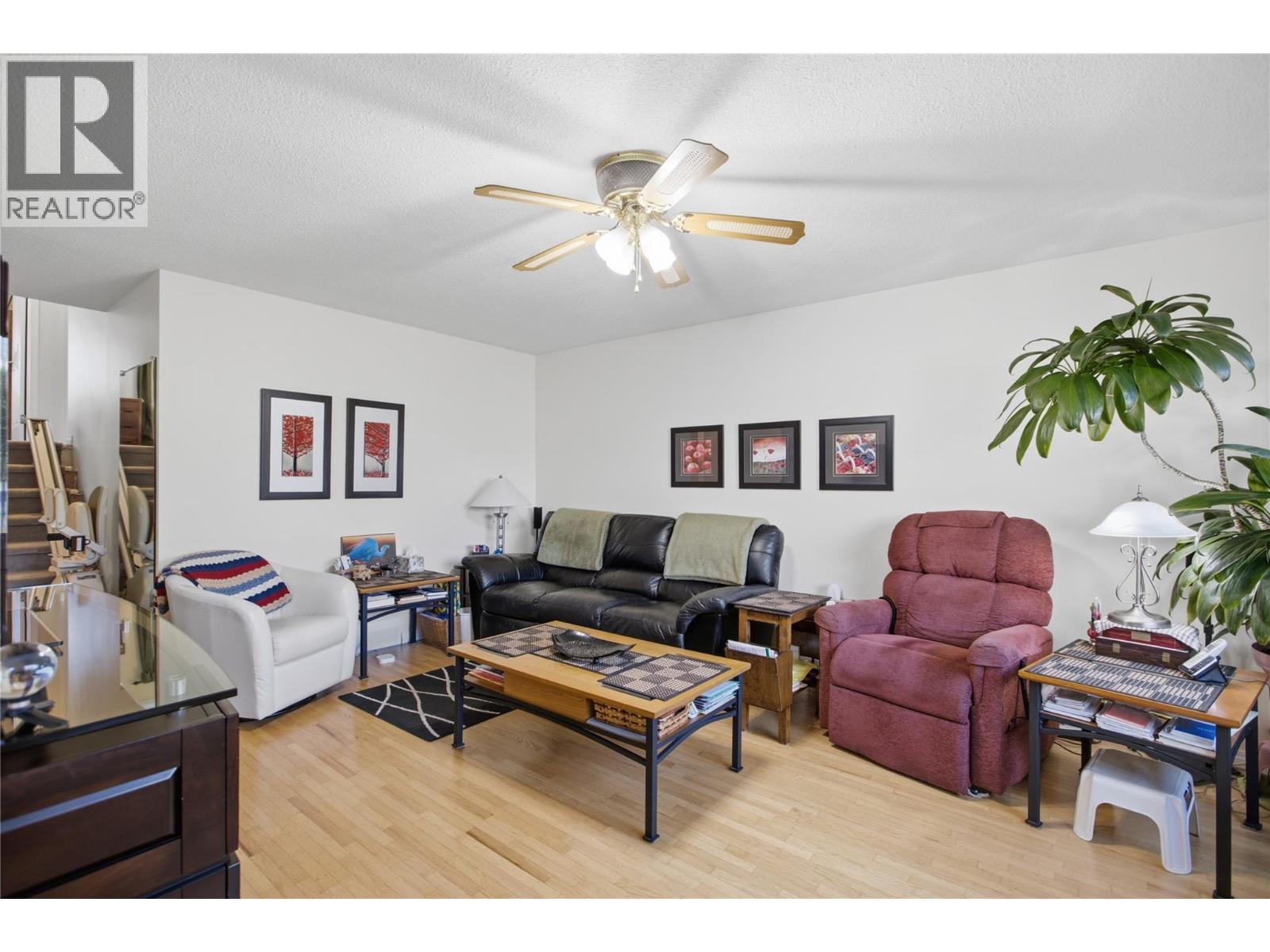 152 Elm Avenue Property Photo 6