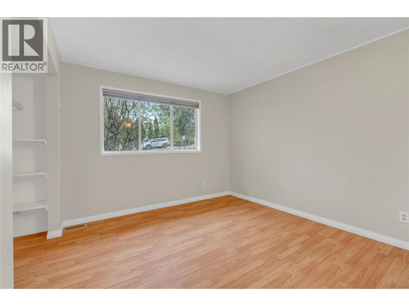 692 Vancouver Avenue Property Photo 19