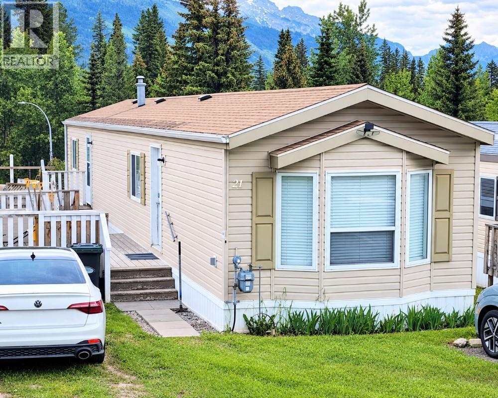21 Champlain Place Property Photo 1