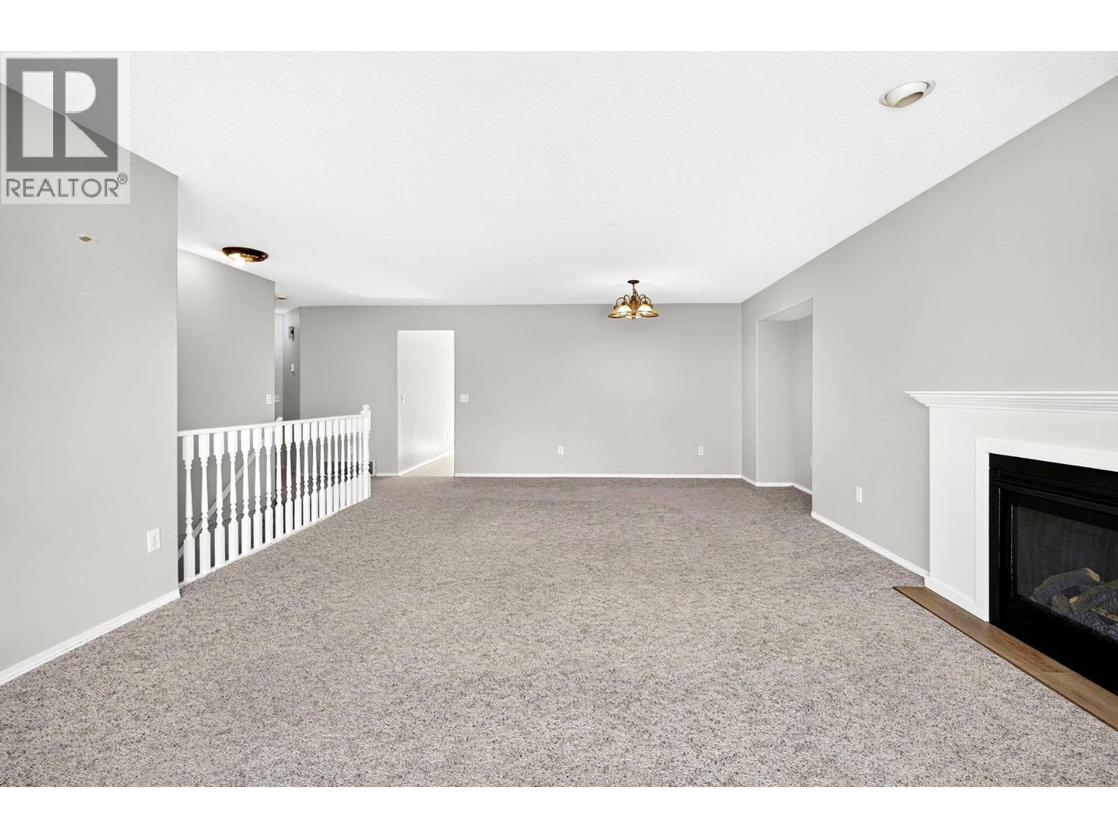 1725 Coldwater Drive Property Photo 6