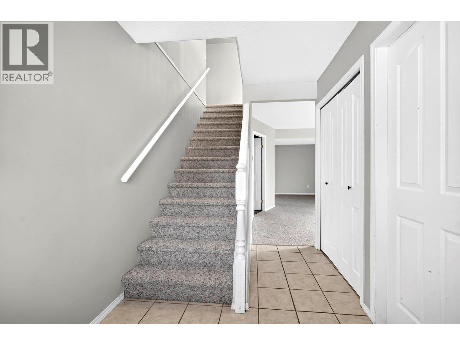 1725 Coldwater Drive Property Photo 9