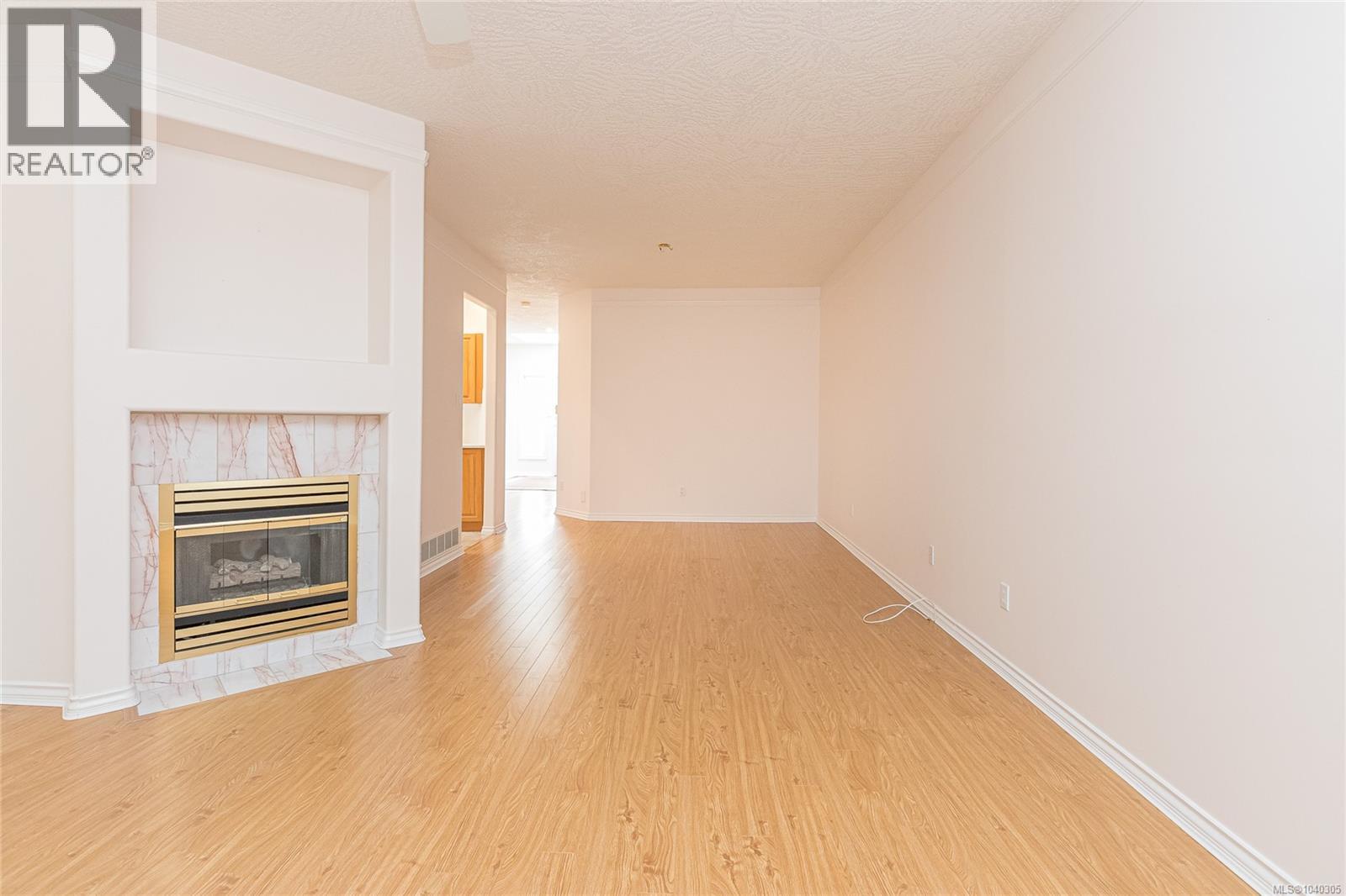 28 2979 River Rd Property Photo 8