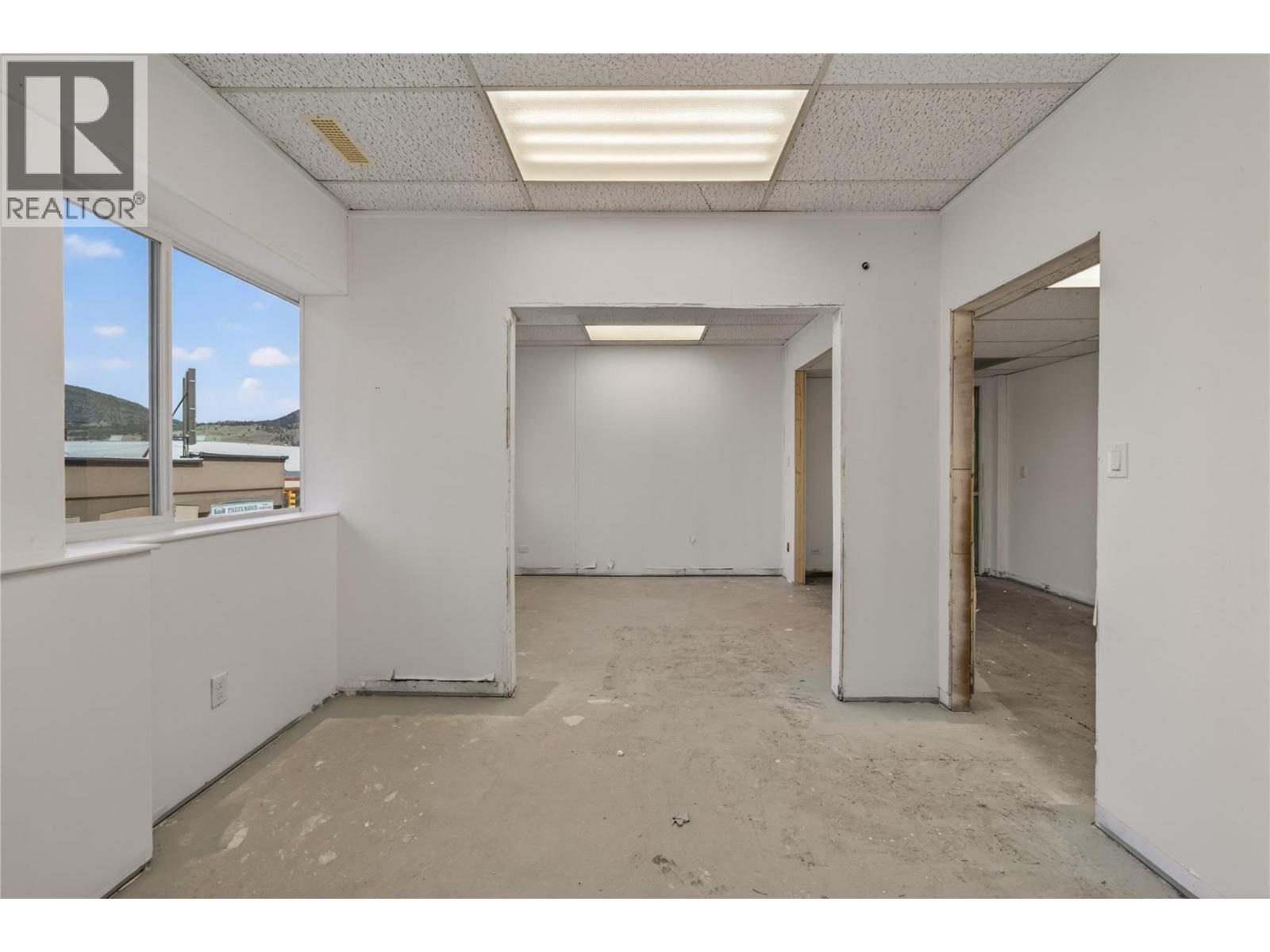 304 Martin Street Property Photo 14