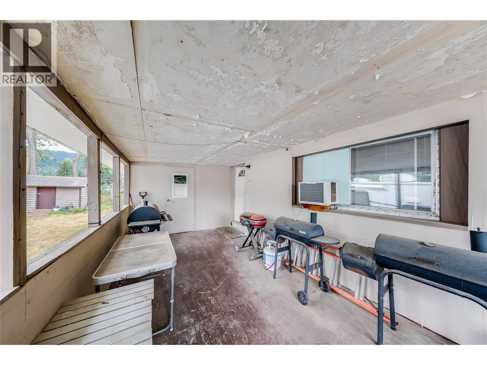 304 103 Street Property Photo 40