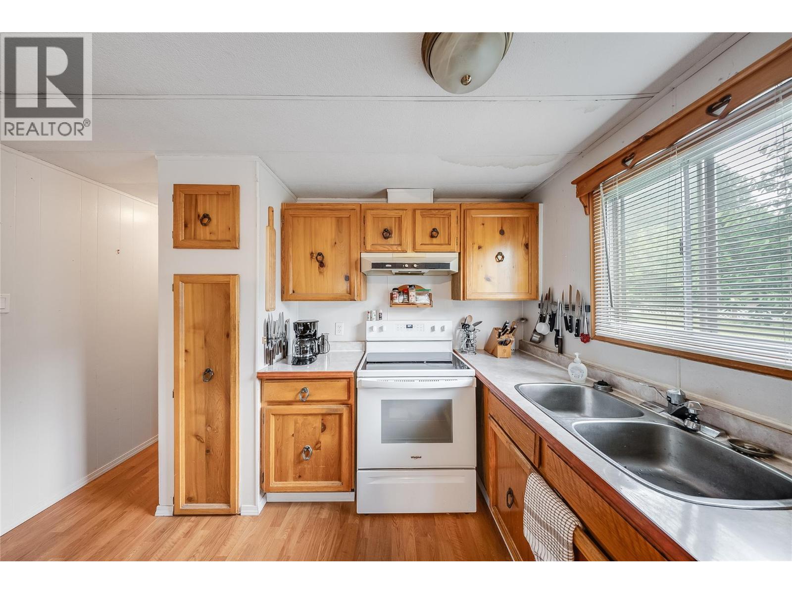 304 103 Street Property Photo 56
