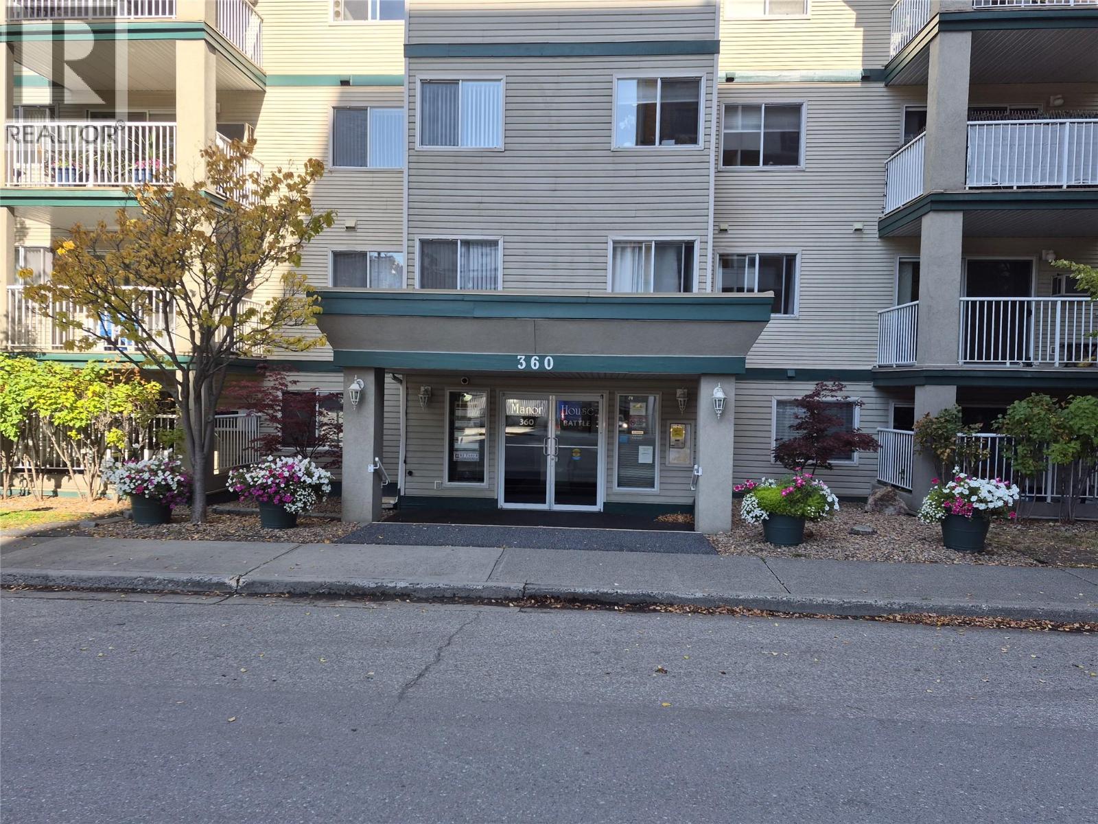 360 Battle Street Unit# 204 Photo de la propriété 1