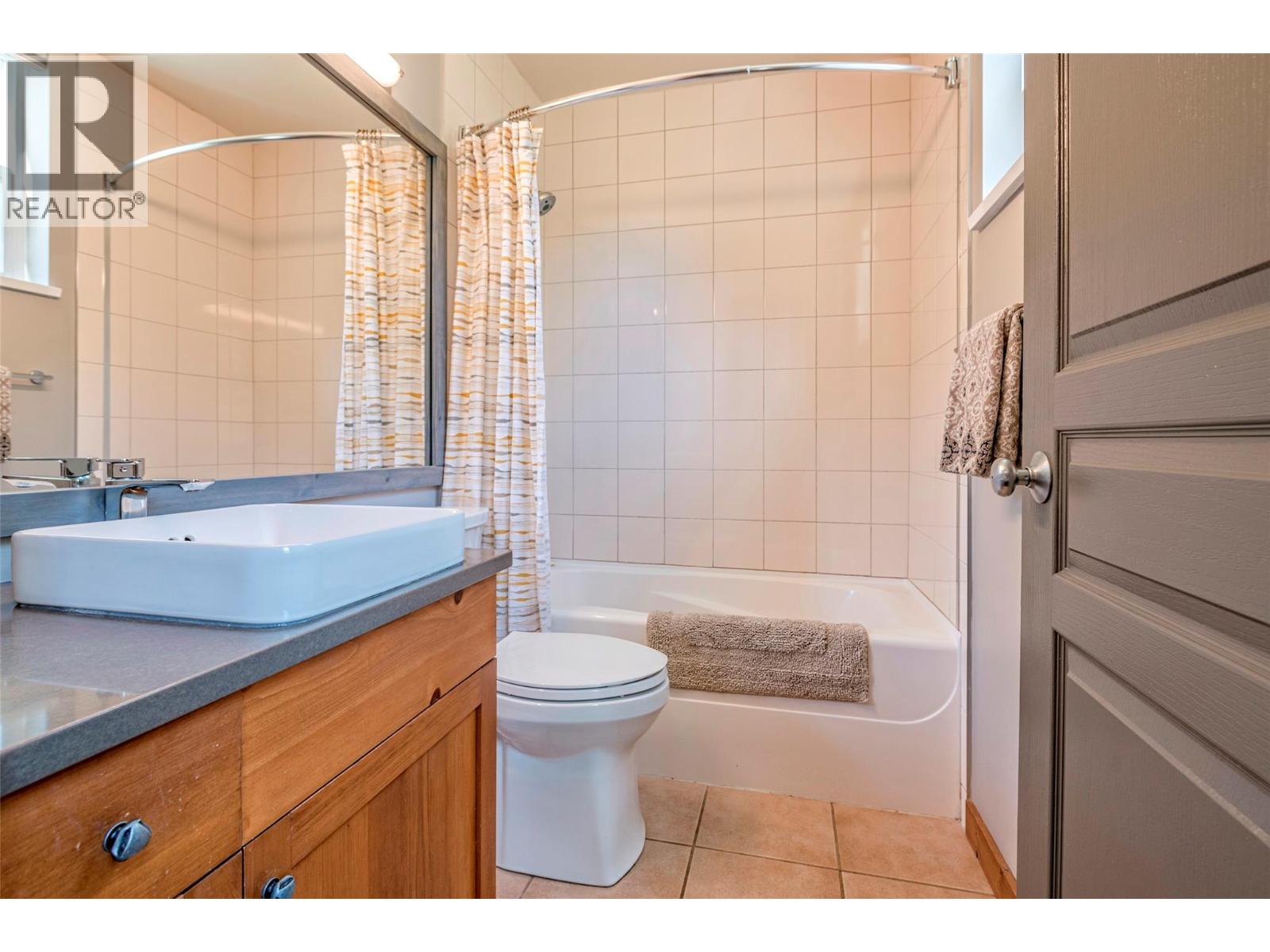 9808 Silver Star Road Unit# 109 Property Photo 12