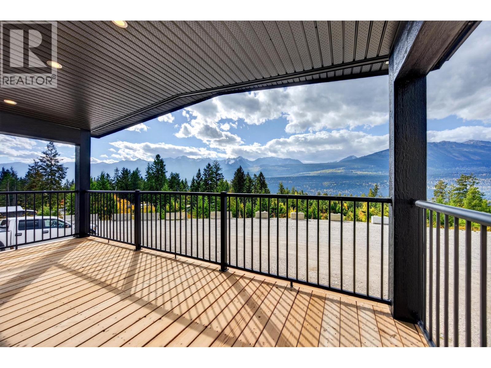 470 Reflection Lake Road Unit# 46 Property Photo 6