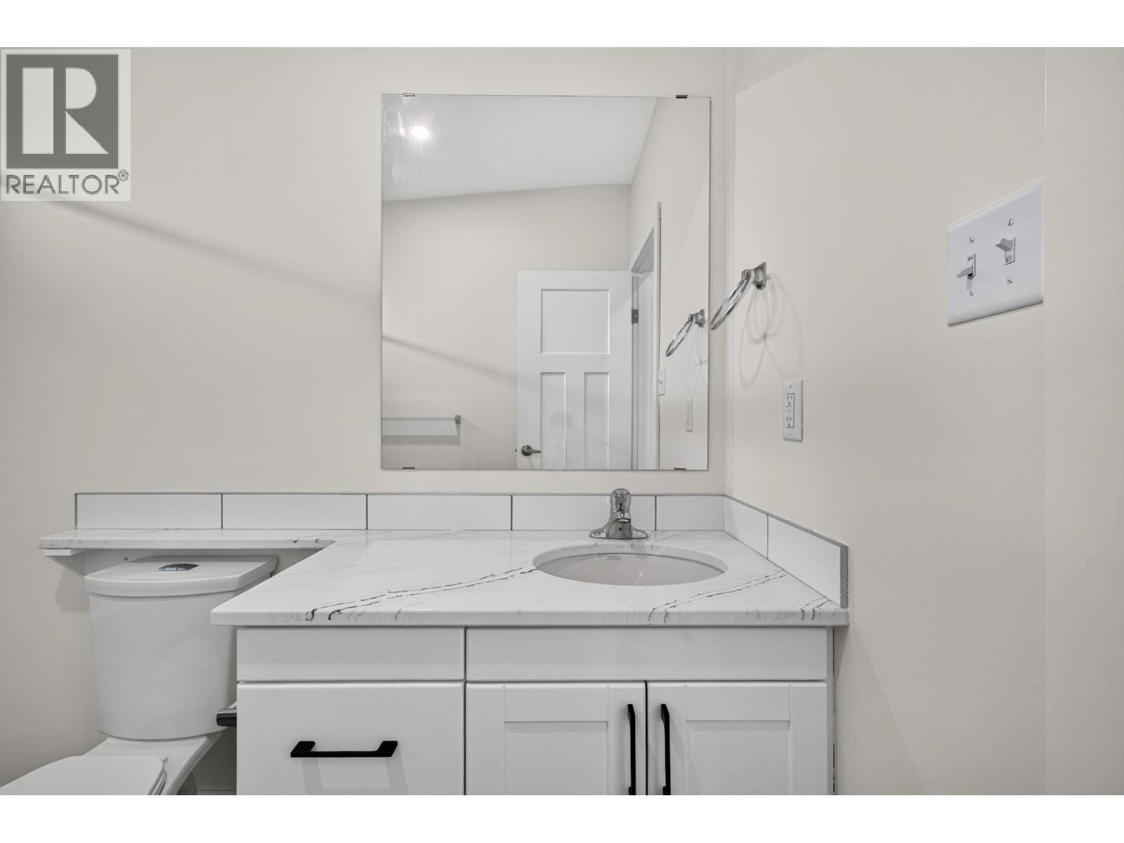 470 Reflection Lake Road Unit# 46 Property Photo 33