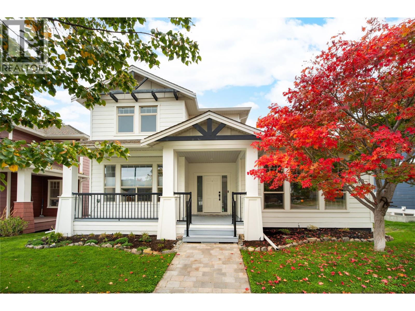 319 Mccarren Avenue Property Photo 1