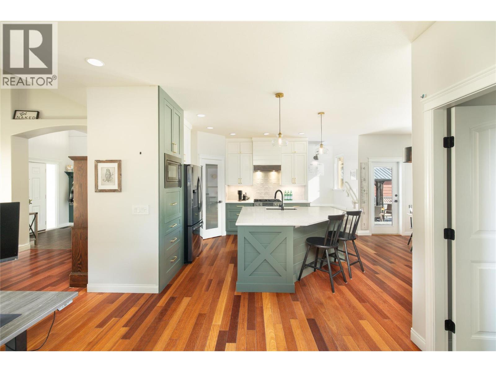 319 Mccarren Avenue Property Photo 5