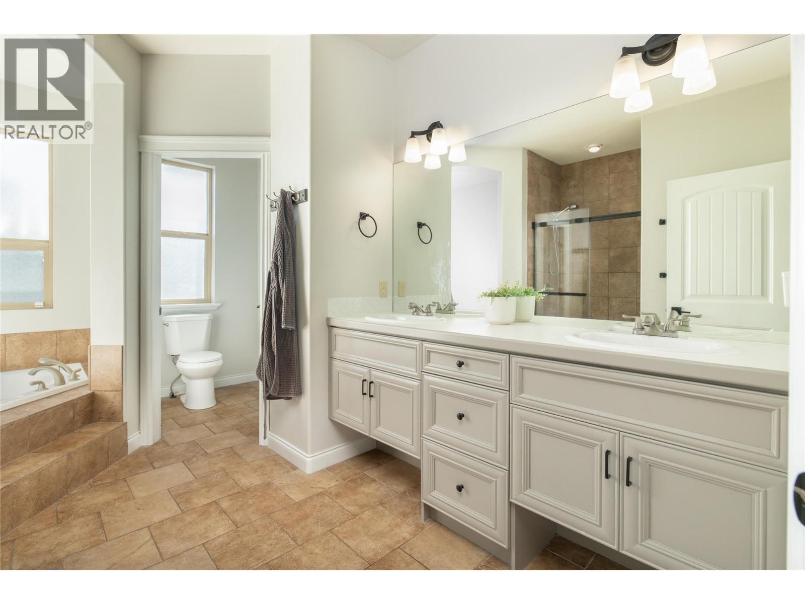 319 Mccarren Avenue Property Photo 26