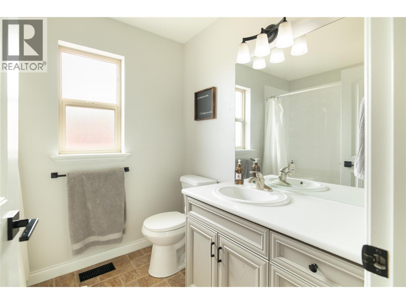 319 Mccarren Avenue Property Photo 32