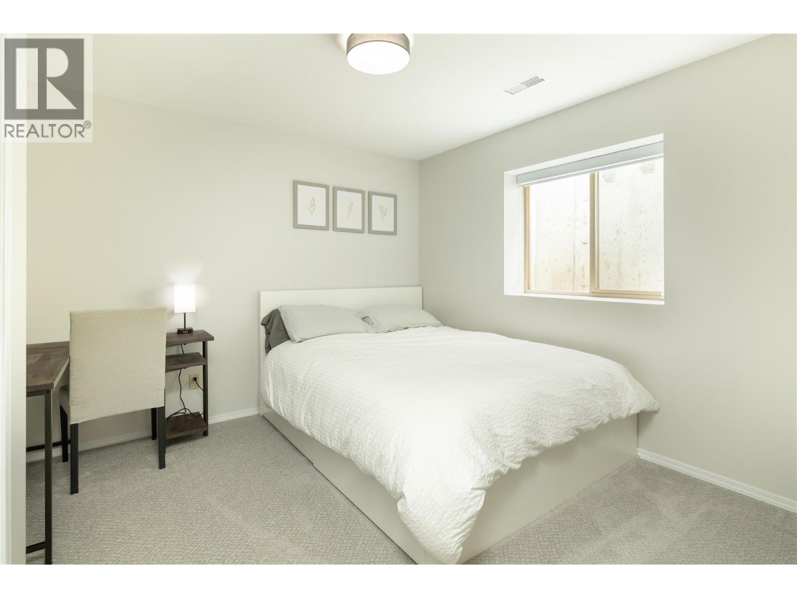 319 Mccarren Avenue Property Photo 38