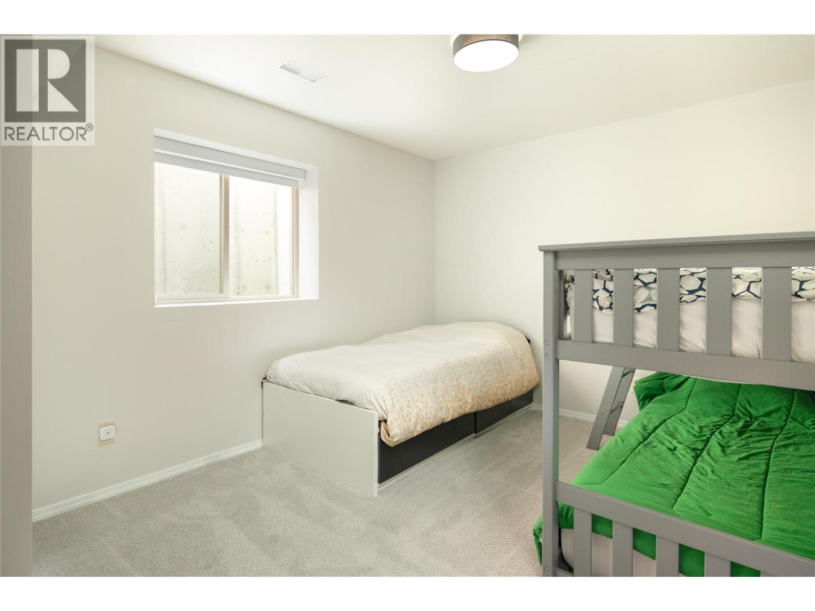 319 Mccarren Avenue Property Photo 40