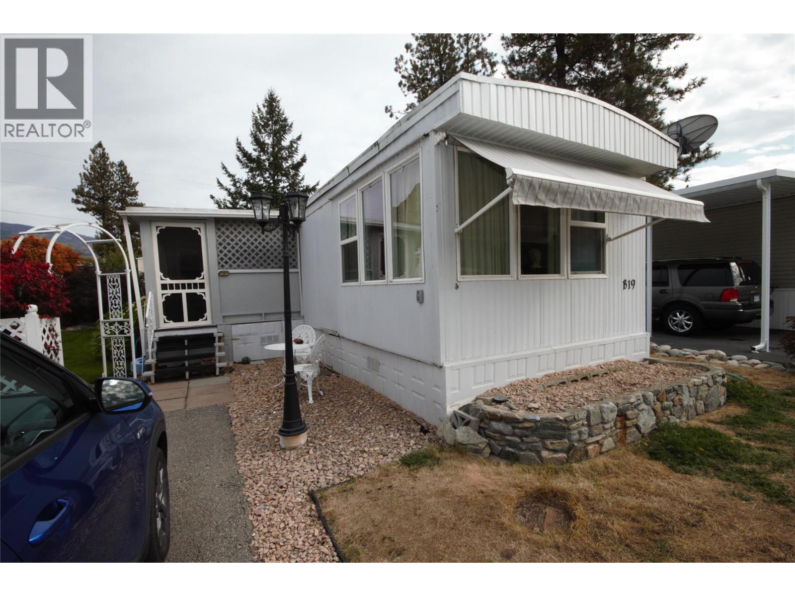 4505 Mclean Creek Road Unit# B19 Property Photo 1
