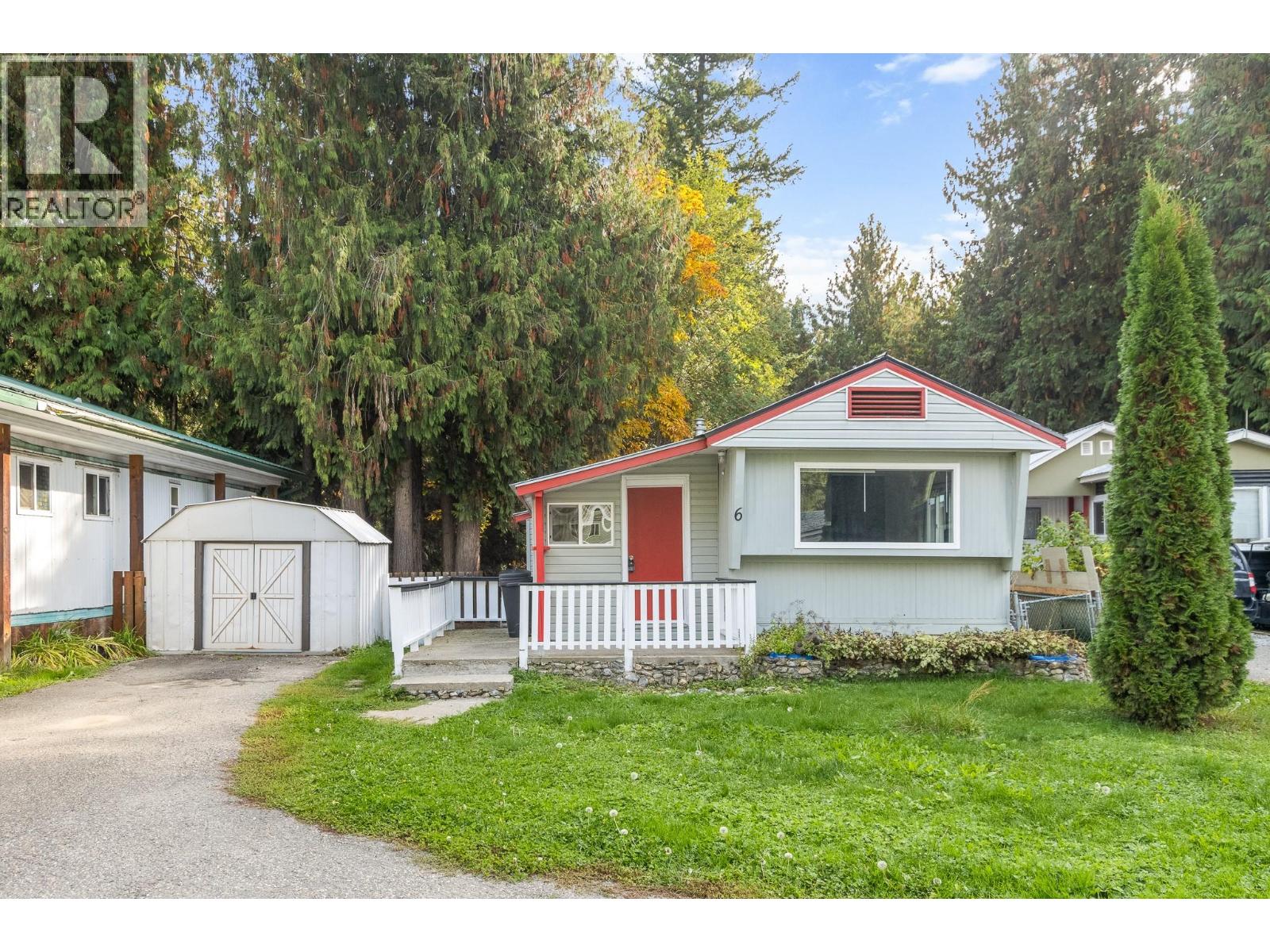 6670 Trans Canada Highway Highway Ne Unit# 6 Property Photo 1